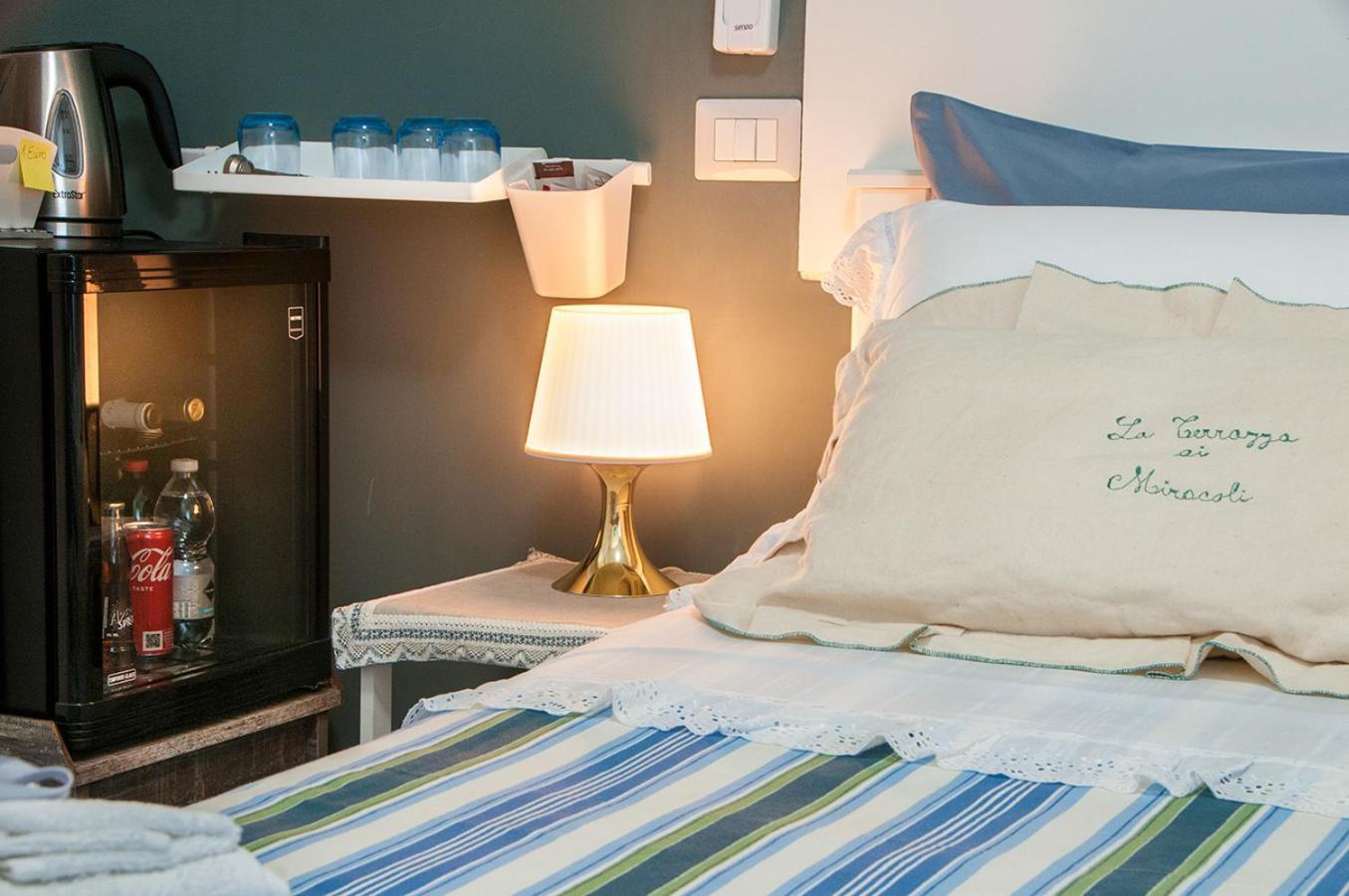 La Terrazza Ai Miracoli Bed & Breakfast Napels